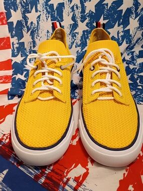 Tommy Hilfiger Twgessie Yellow Mesh Women's Casual Sneakers Size 9M